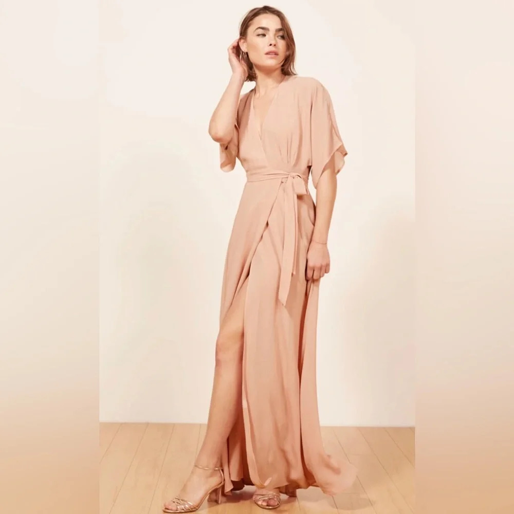 Reformation women’s Winslow dress in blush size small - Picture 2 of 10